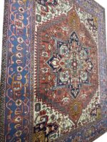 Vintage Semi-Antique Heriz Design Rug – Item 84 - Image 6