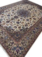 Masterpiece Isfahan Design Handwoven Persian Style Rug – Item 121 - Image 6