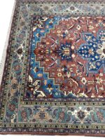 Fine Handwoven Heriz Design Oriental Carpet – Item #156 - Image 6
