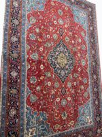Traditional Hand-Knotted Persian Sarouk Rug – High-Contrast Central Medallion Floral Design | Item 170 - Image 4