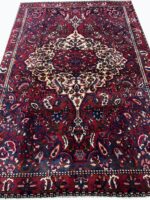 Vintage Persian Bakhtiari Medallion Carpet – Authentic Hand-Knotted Wool Rug – Item 229