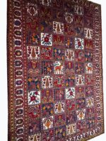 Vintage Persian Bakhtiari Khesti Garden & Animal Carpet – Authentic Hand-Knotted Wool Rug – Item 230 - Image 5