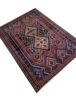 Fine Hand-Knotted Persian Qashqai Tribal Rug – Item No. 267 - Image 4